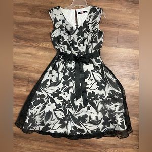 Leslie Fay Aline Evening Dress